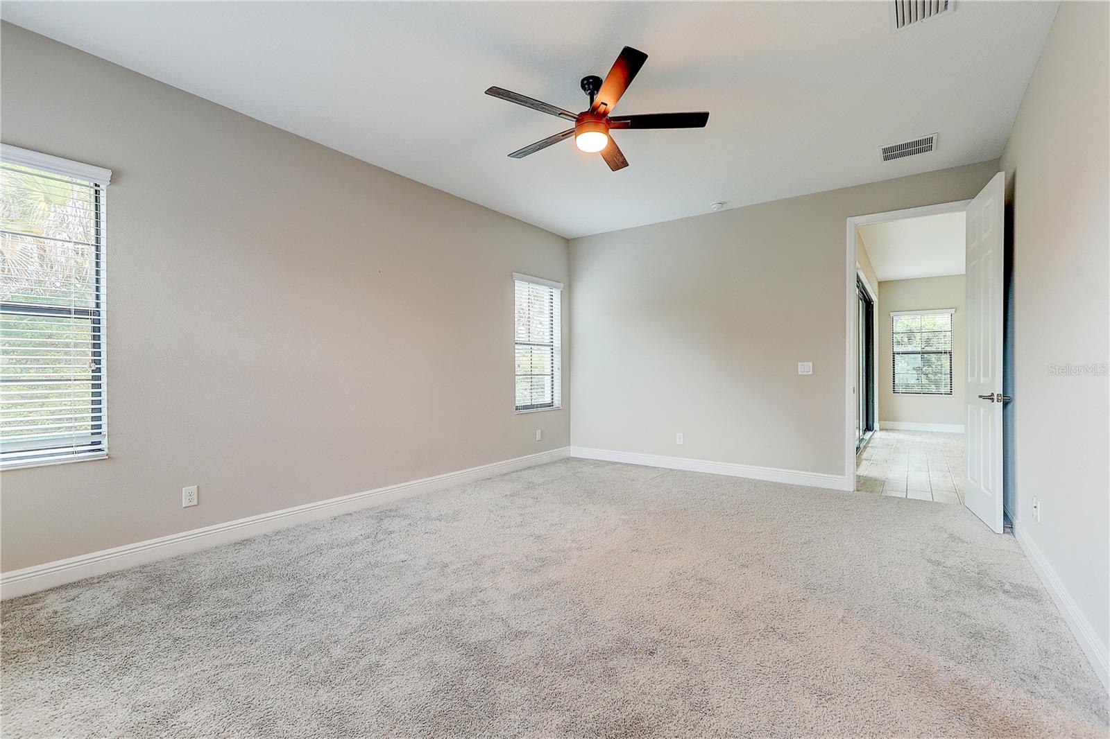 4000 BURDICK LOOP