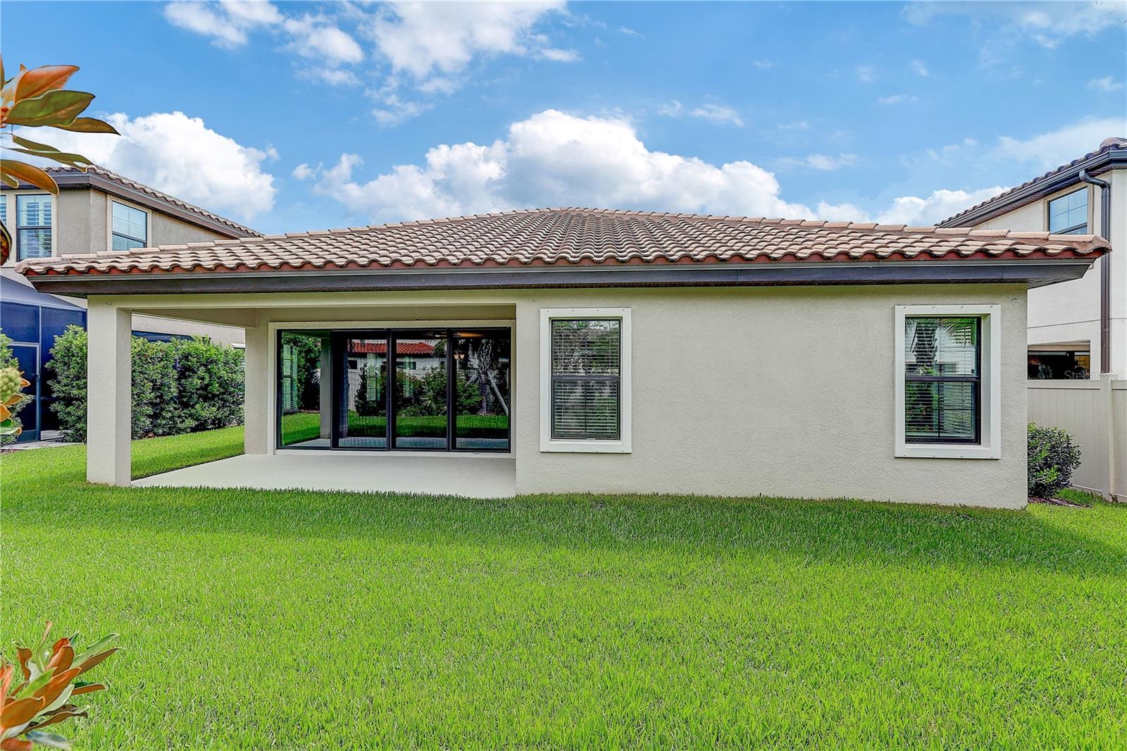 4000 BURDICK LOOP