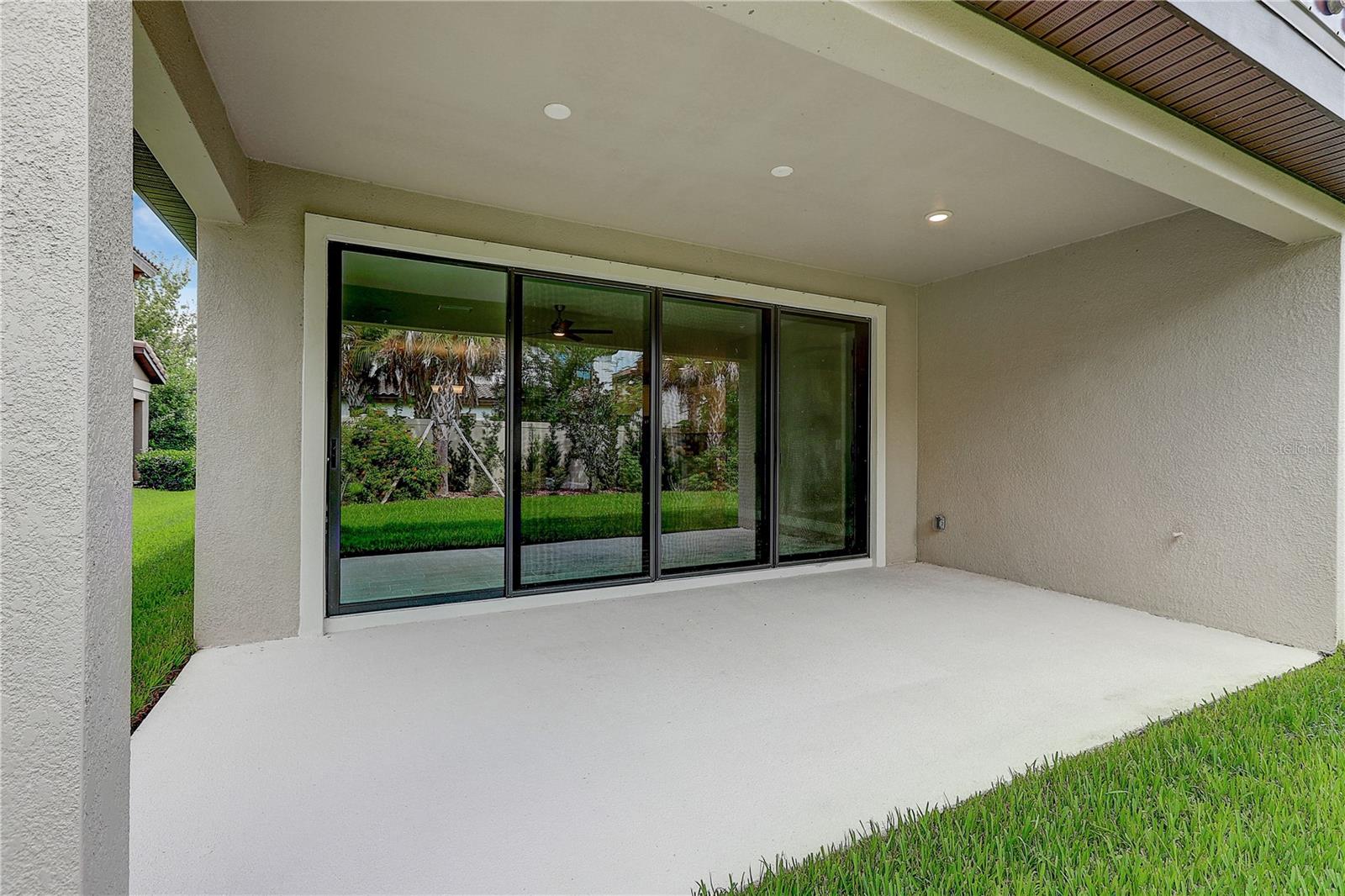 4000 BURDICK LOOP