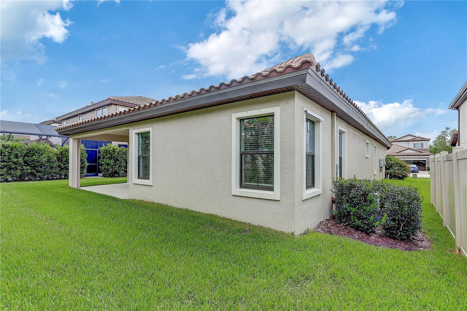 4000 BURDICK LOOP