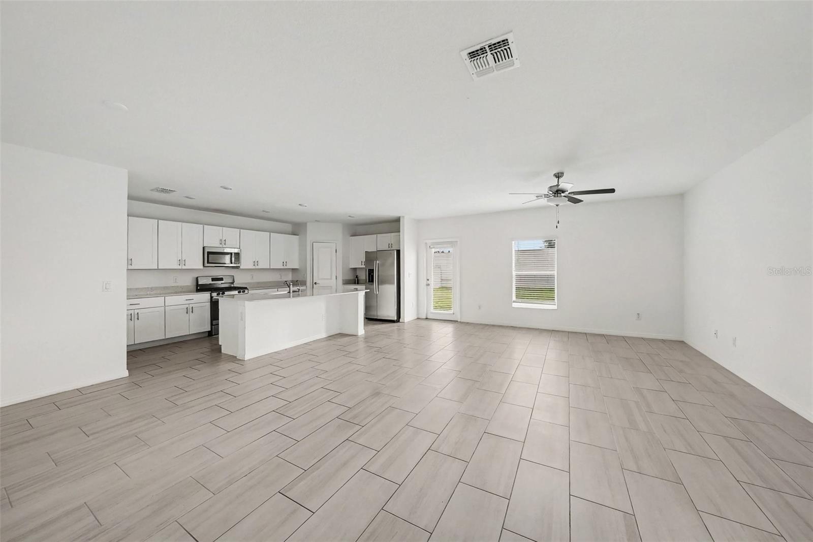 35194 ACKLEY TRCE