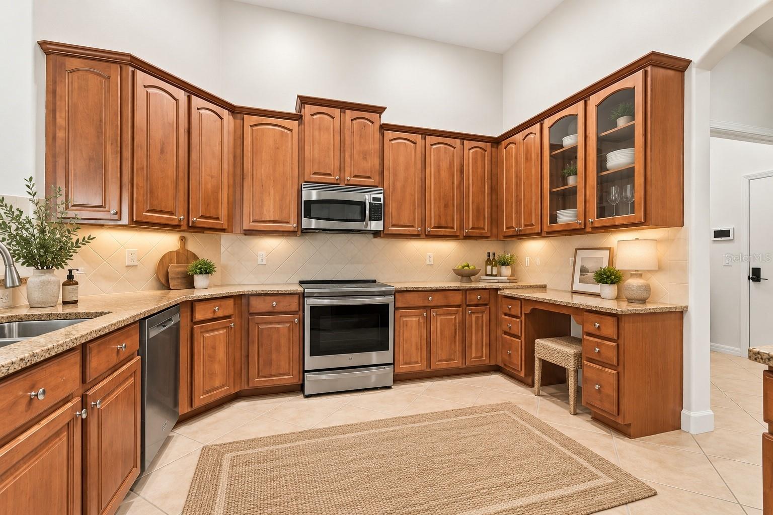 20746 AUBURN LEAF TRL