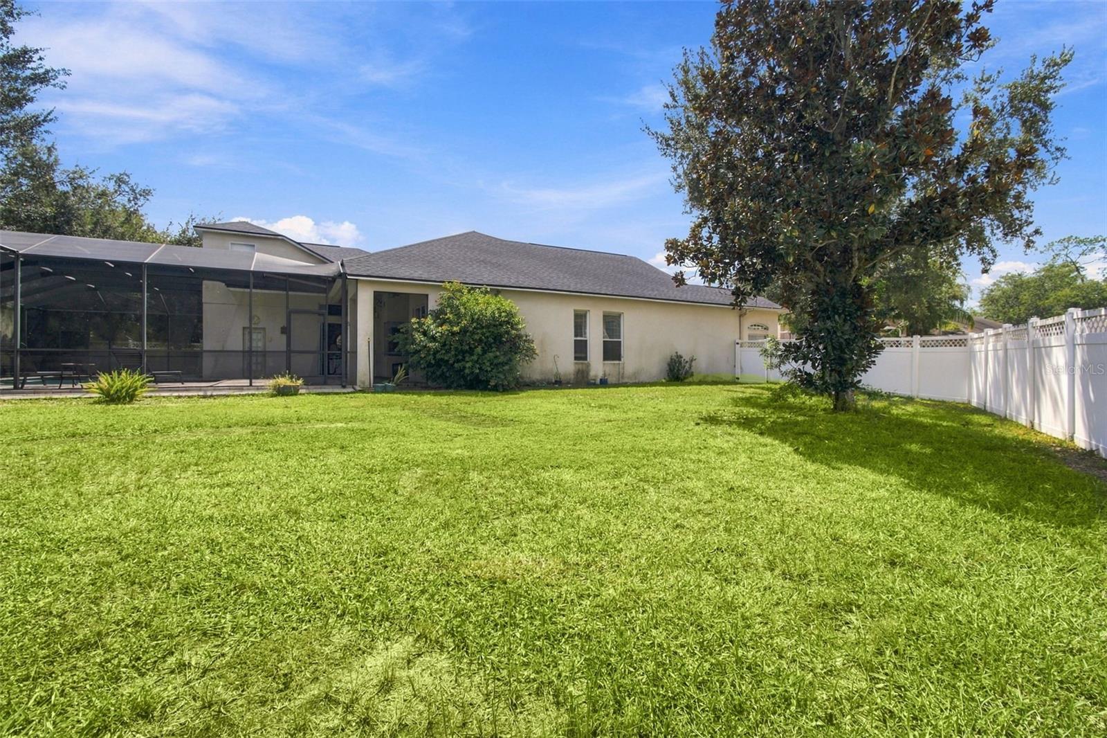 20746 AUBURN LEAF TRL