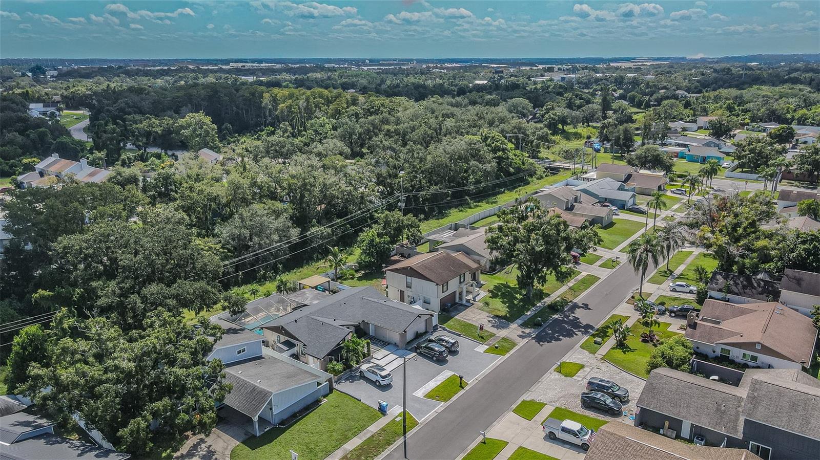 6811 MITCHELL CIR