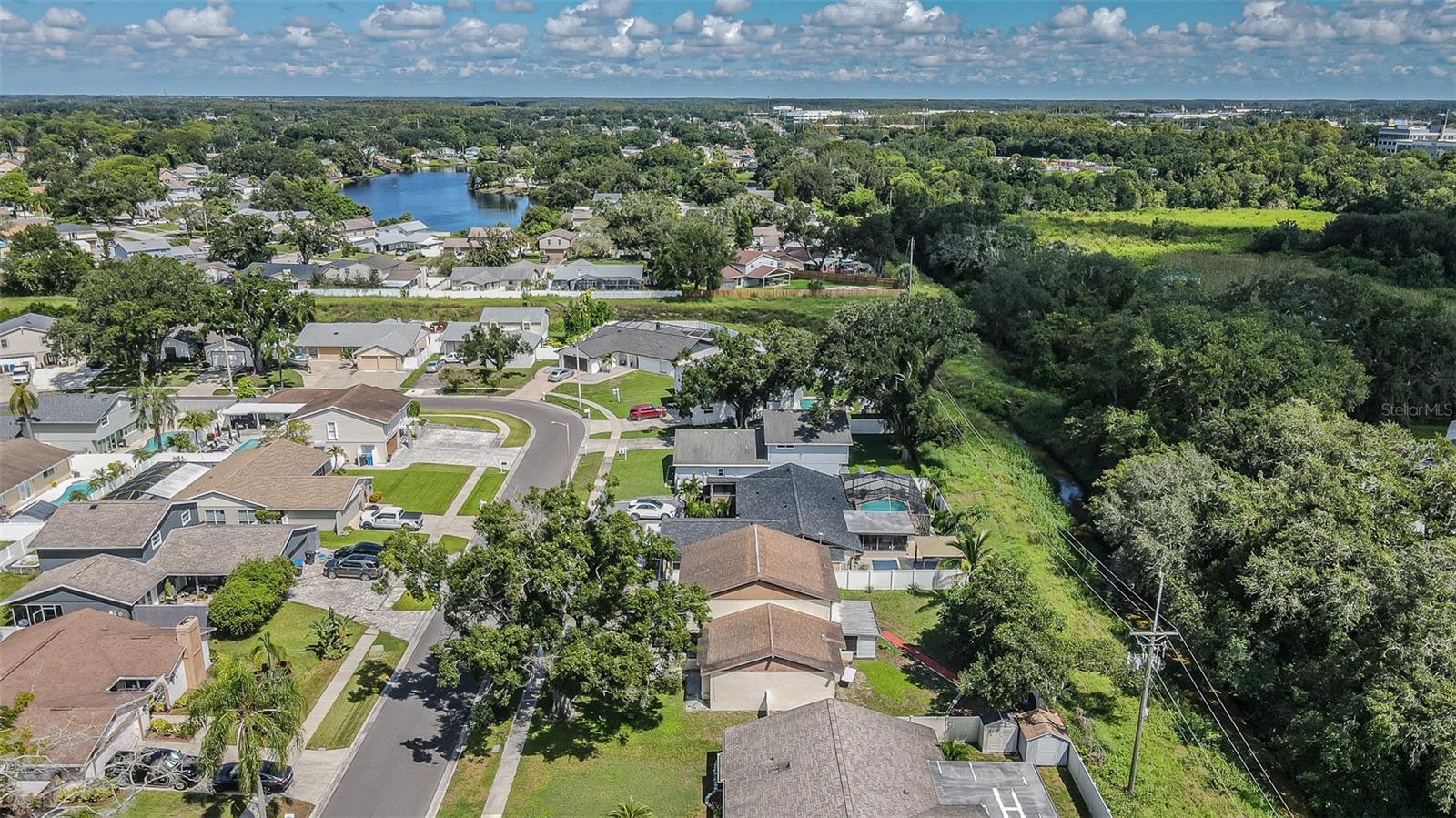 6811 MITCHELL CIR