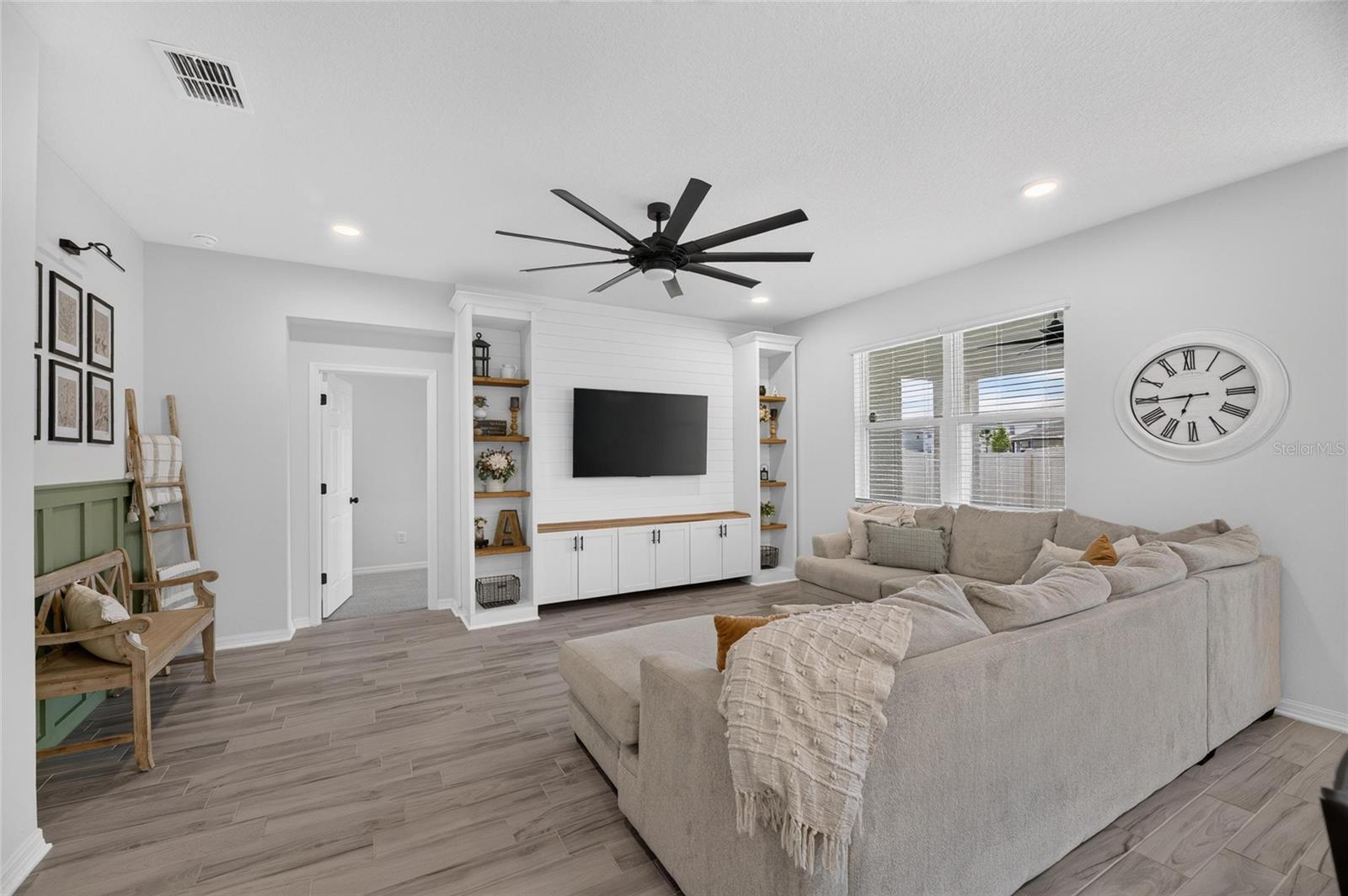 3010 MARINE GRASS DR