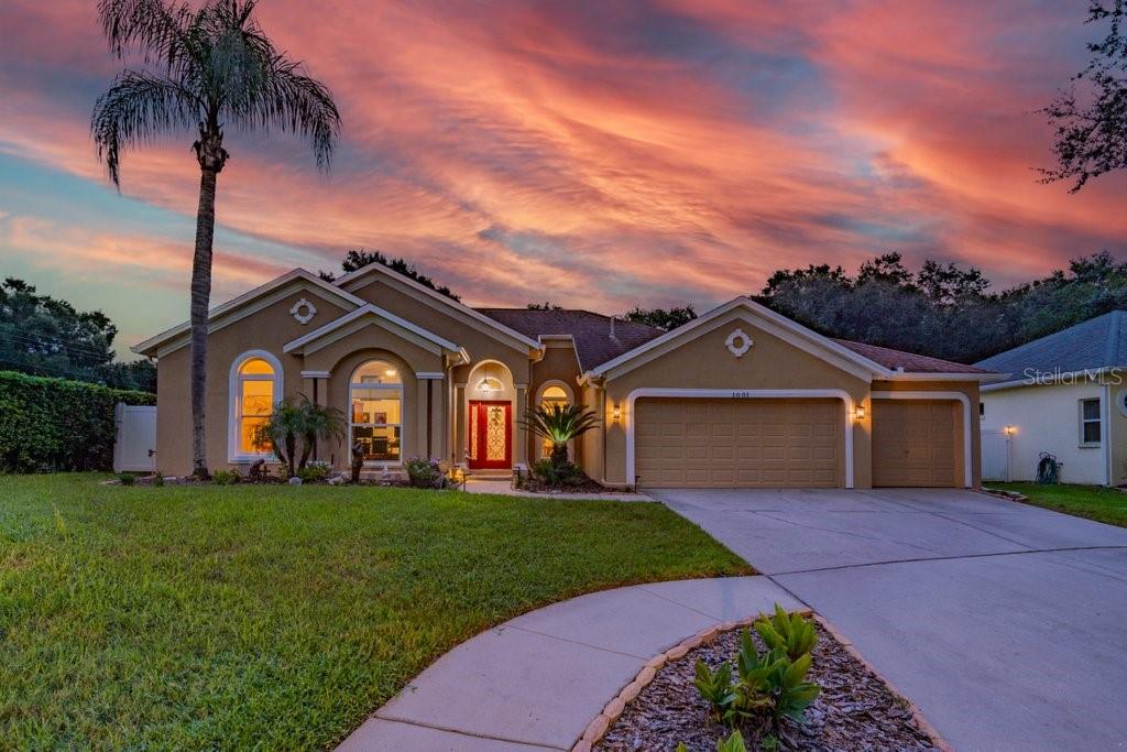 1001 SPLIT SILK ST