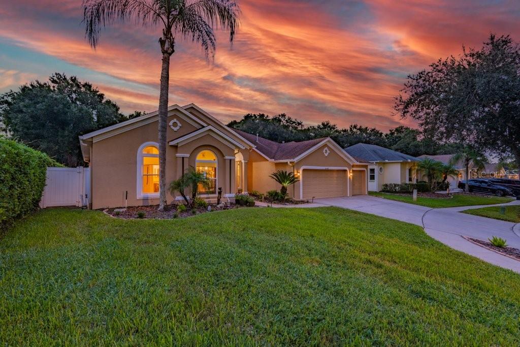 1001 SPLIT SILK ST