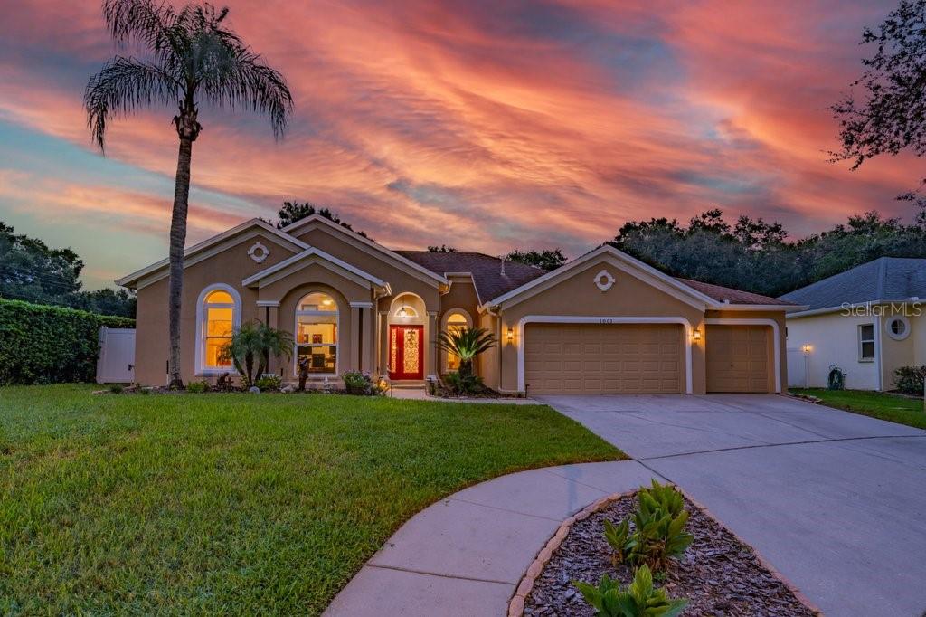 1001 SPLIT SILK ST