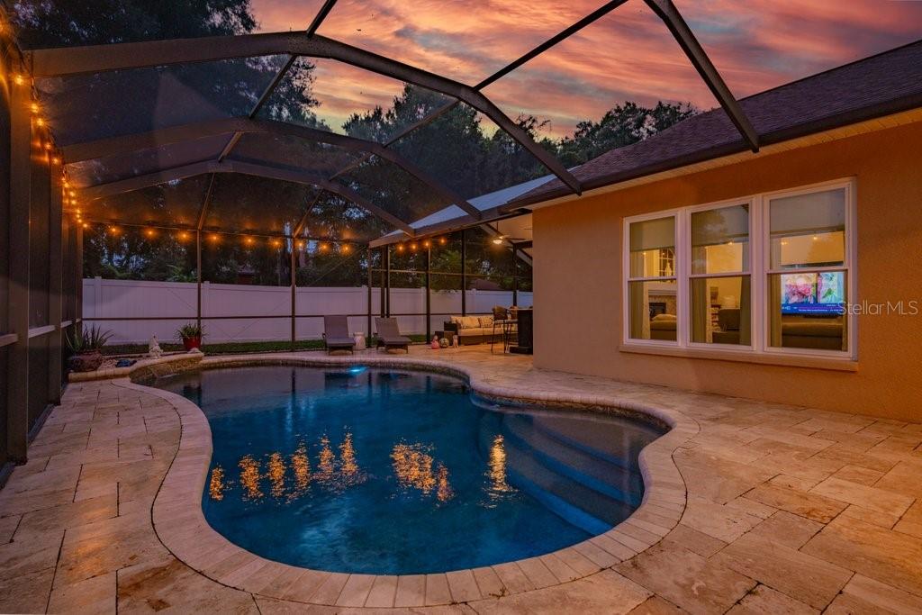 1001 SPLIT SILK ST