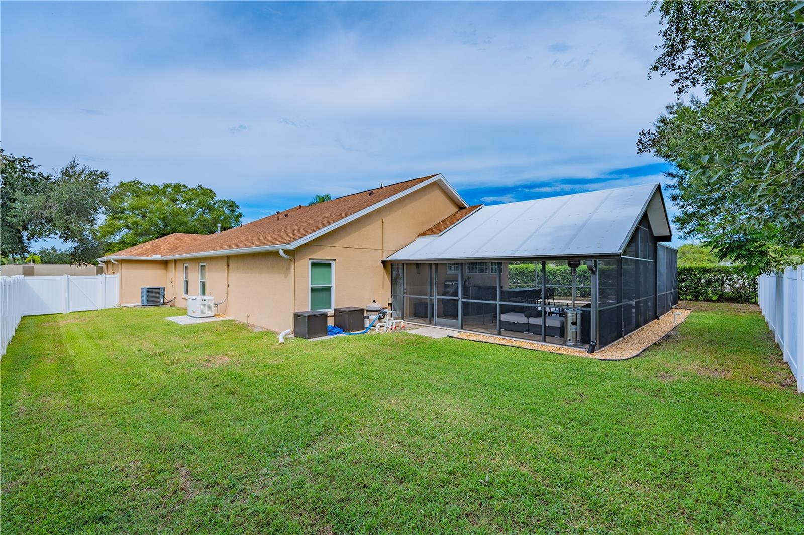 1001 SPLIT SILK ST