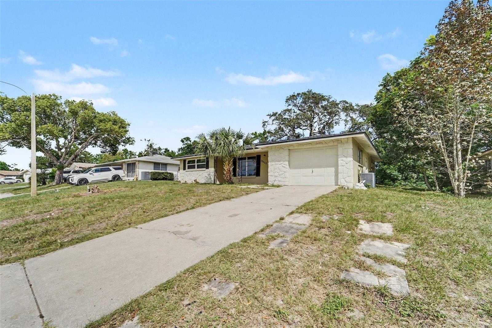 10632 LABURNUM DR