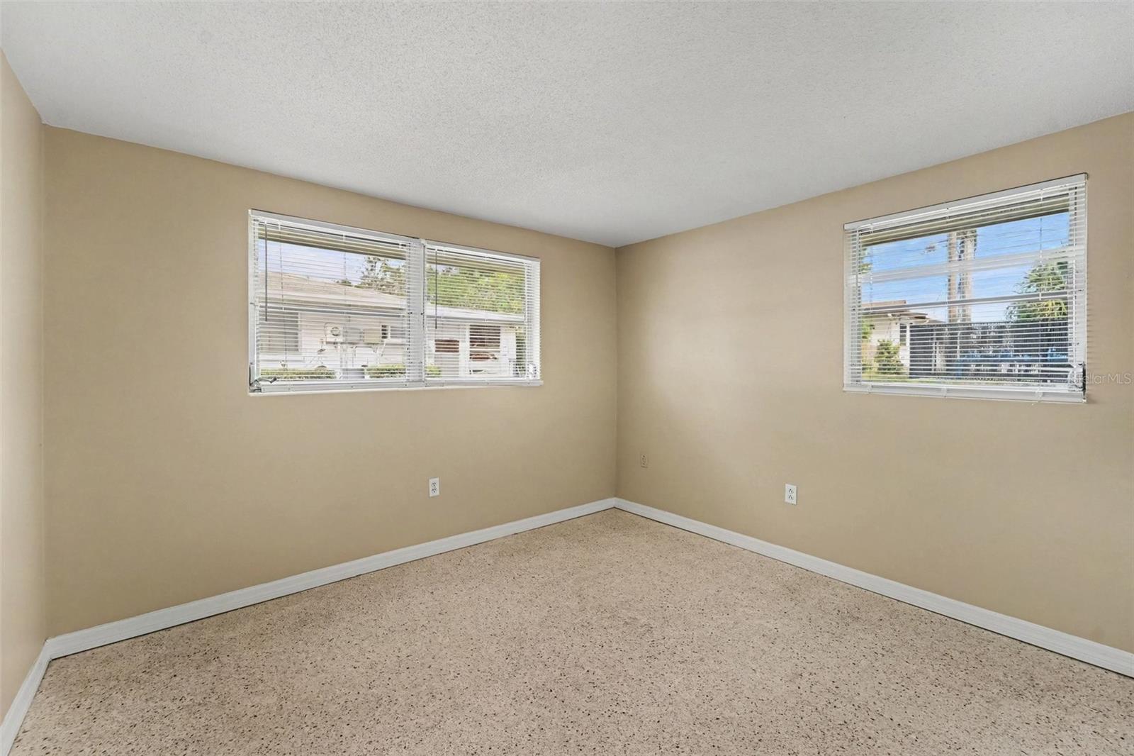 10632 LABURNUM DR
