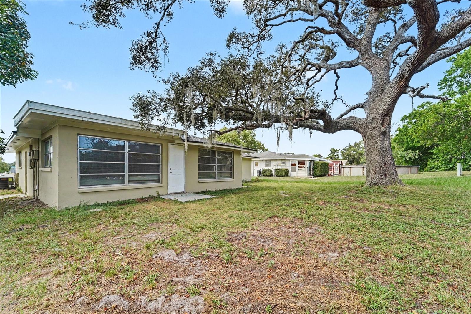 10632 LABURNUM DR