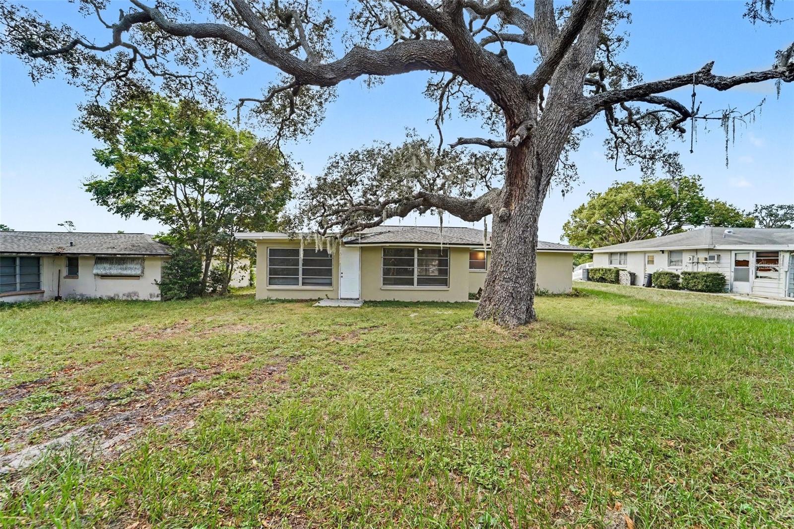 10632 LABURNUM DR