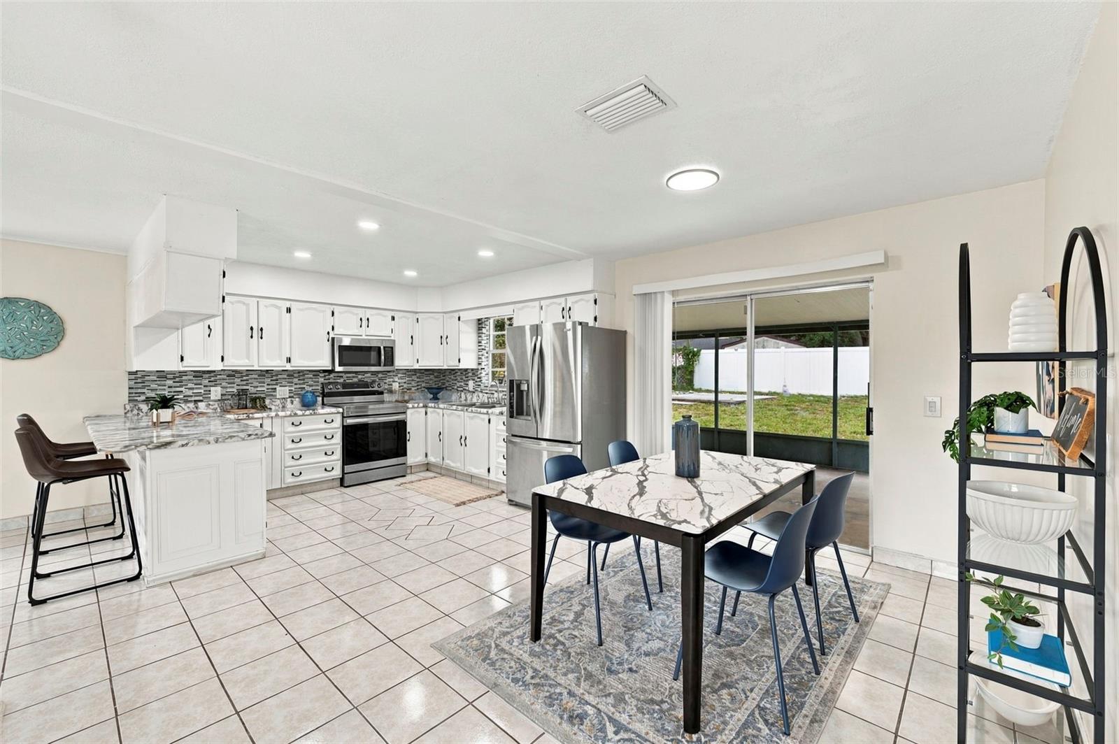1719 JULIAN LANE DR