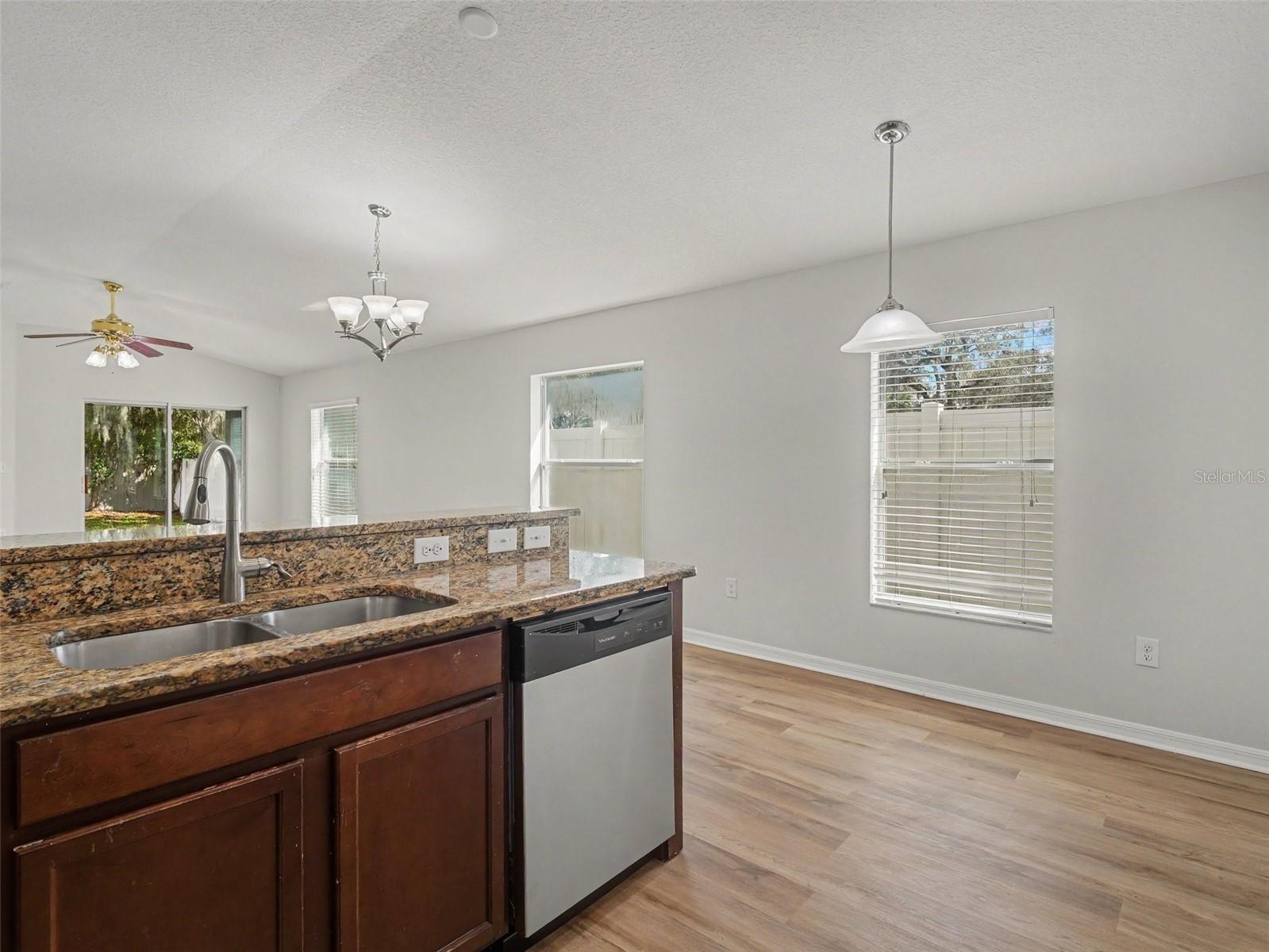 10614 SUMMER AZURE DR