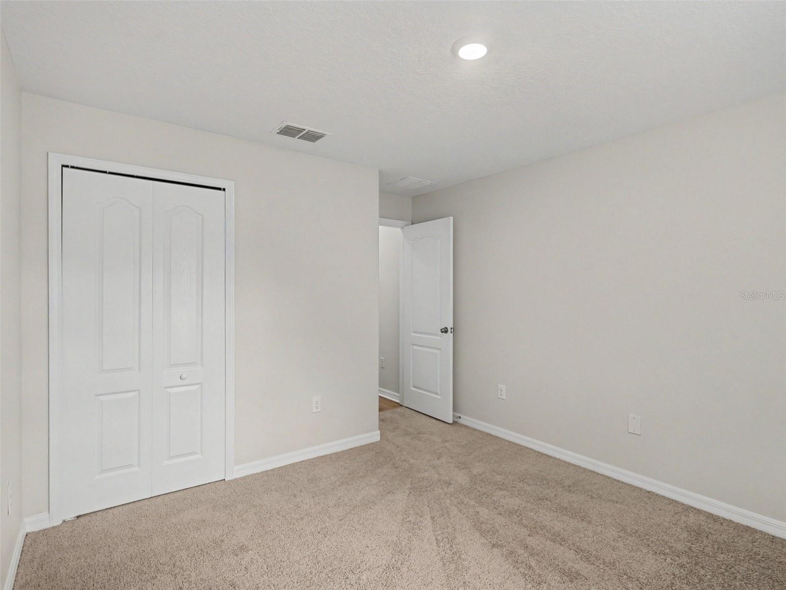10614 SUMMER AZURE DR