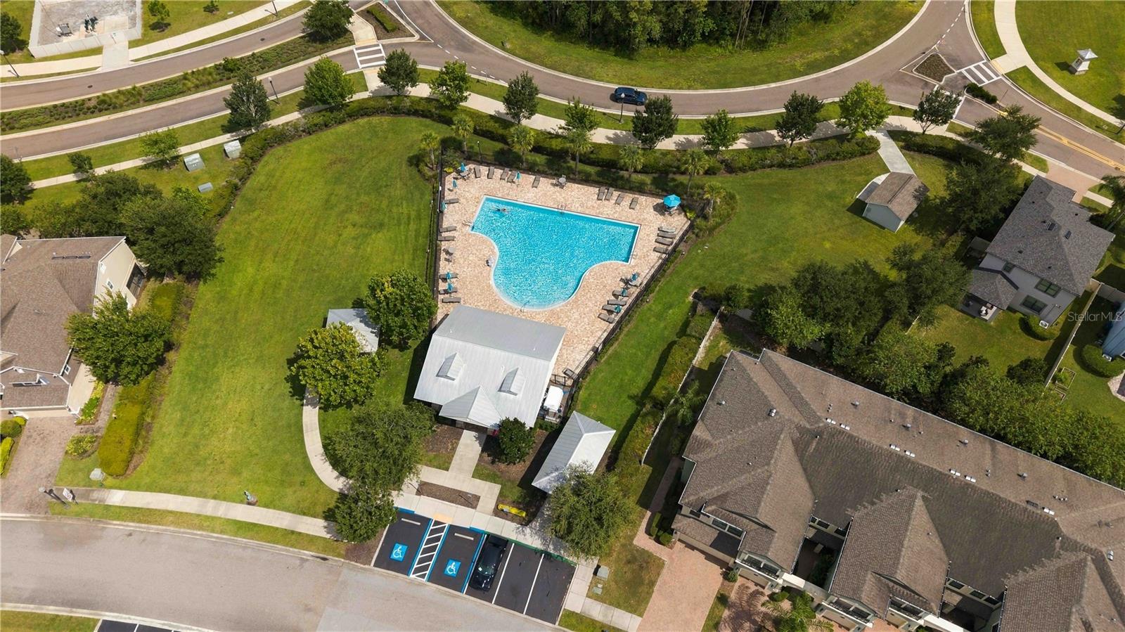 2117 LAKE WATERS PL