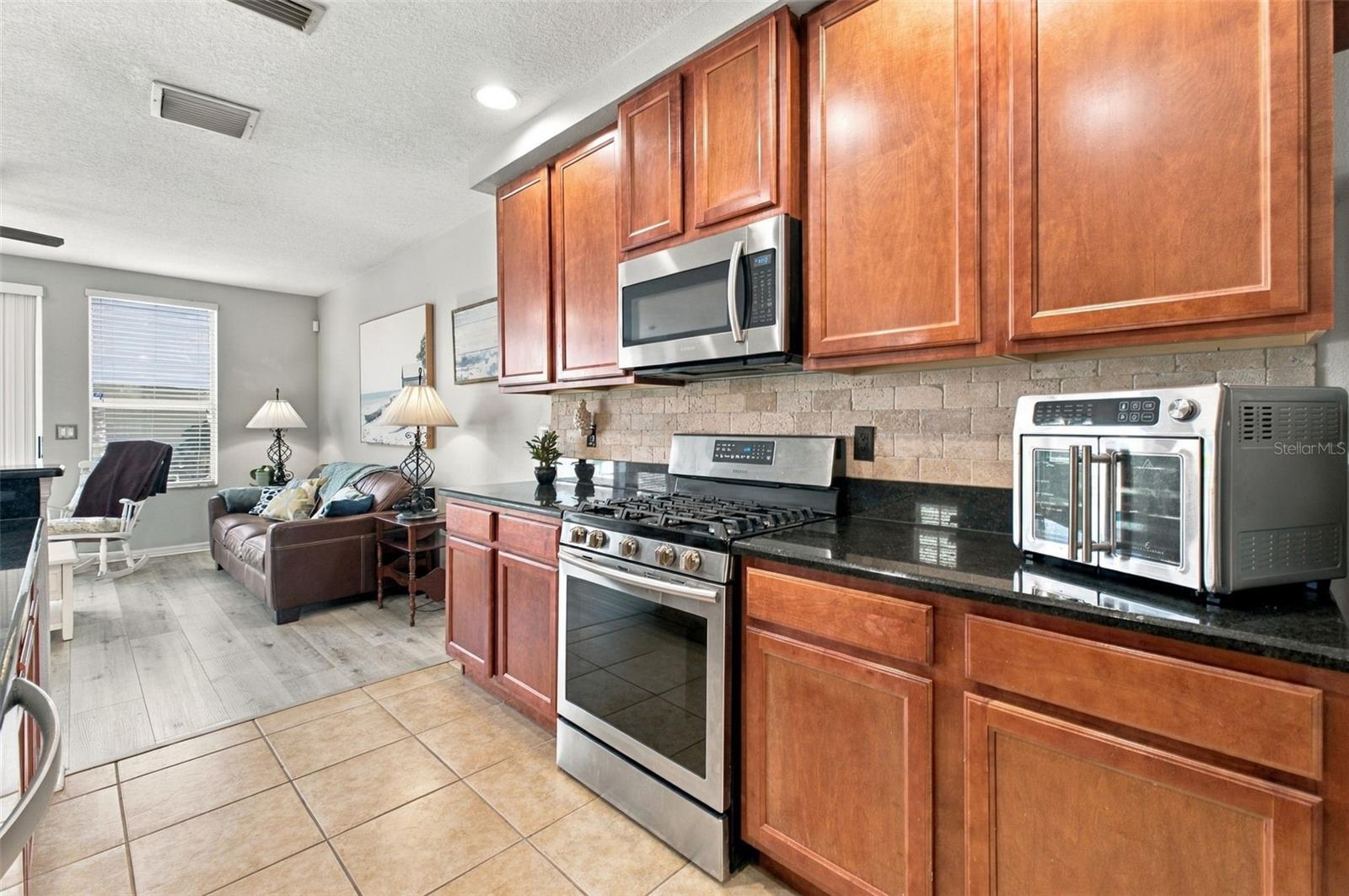 10643 MARSHA DR