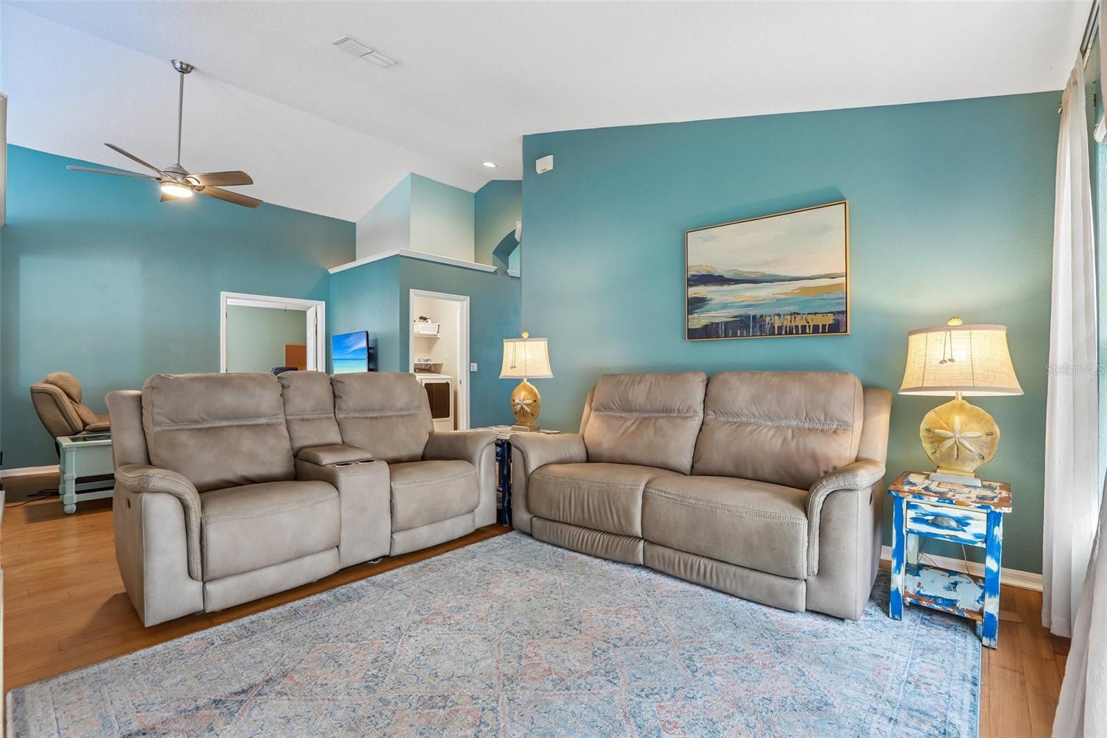 2546 ARROWPOINTE DR