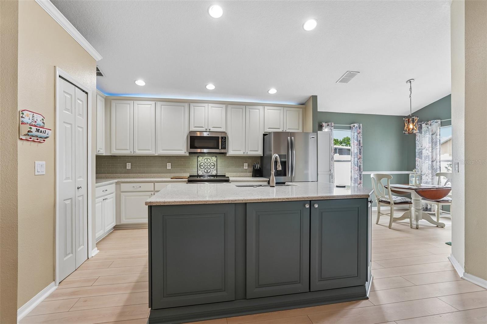 2546 ARROWPOINTE DR