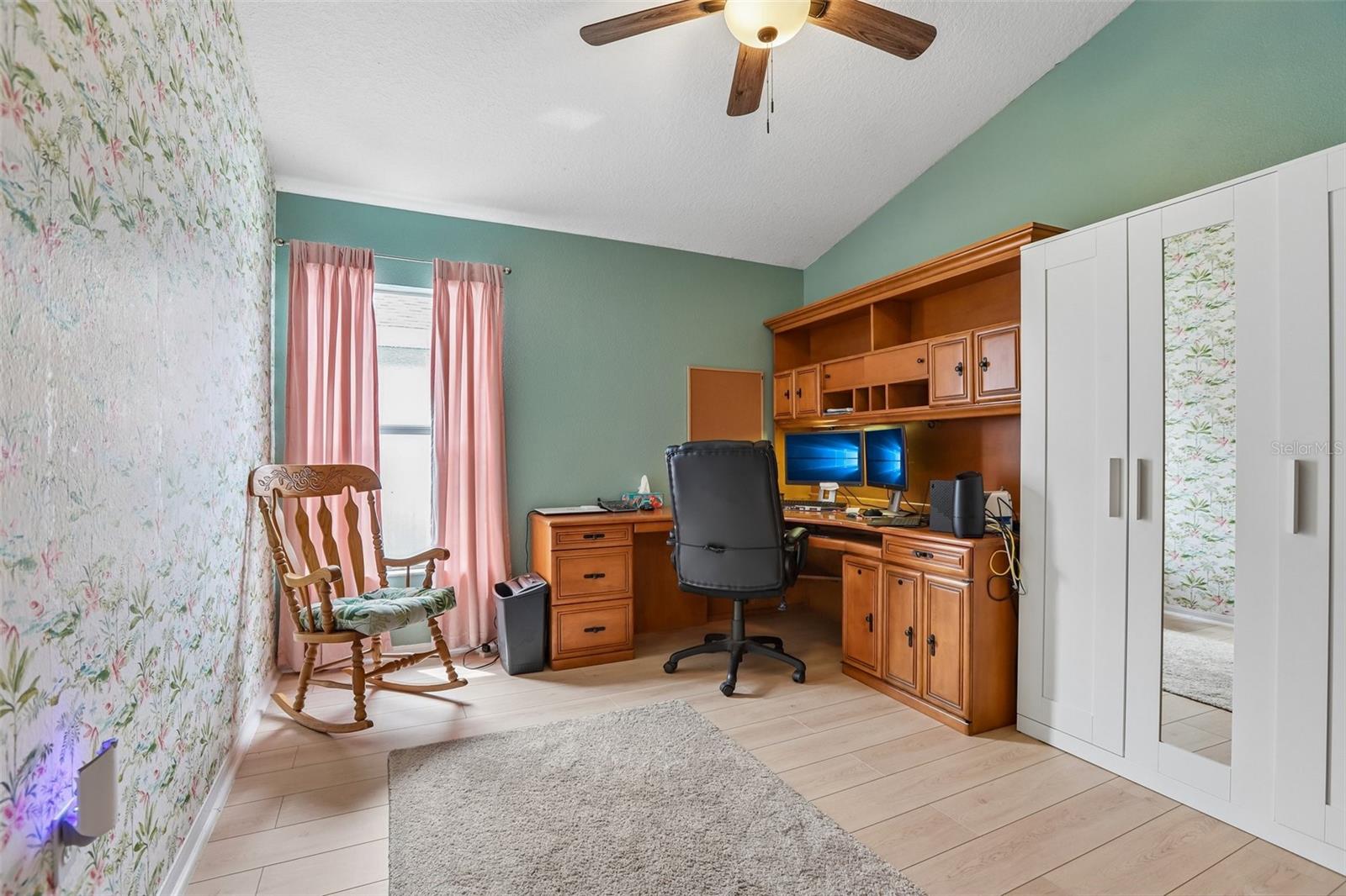 2546 ARROWPOINTE DR