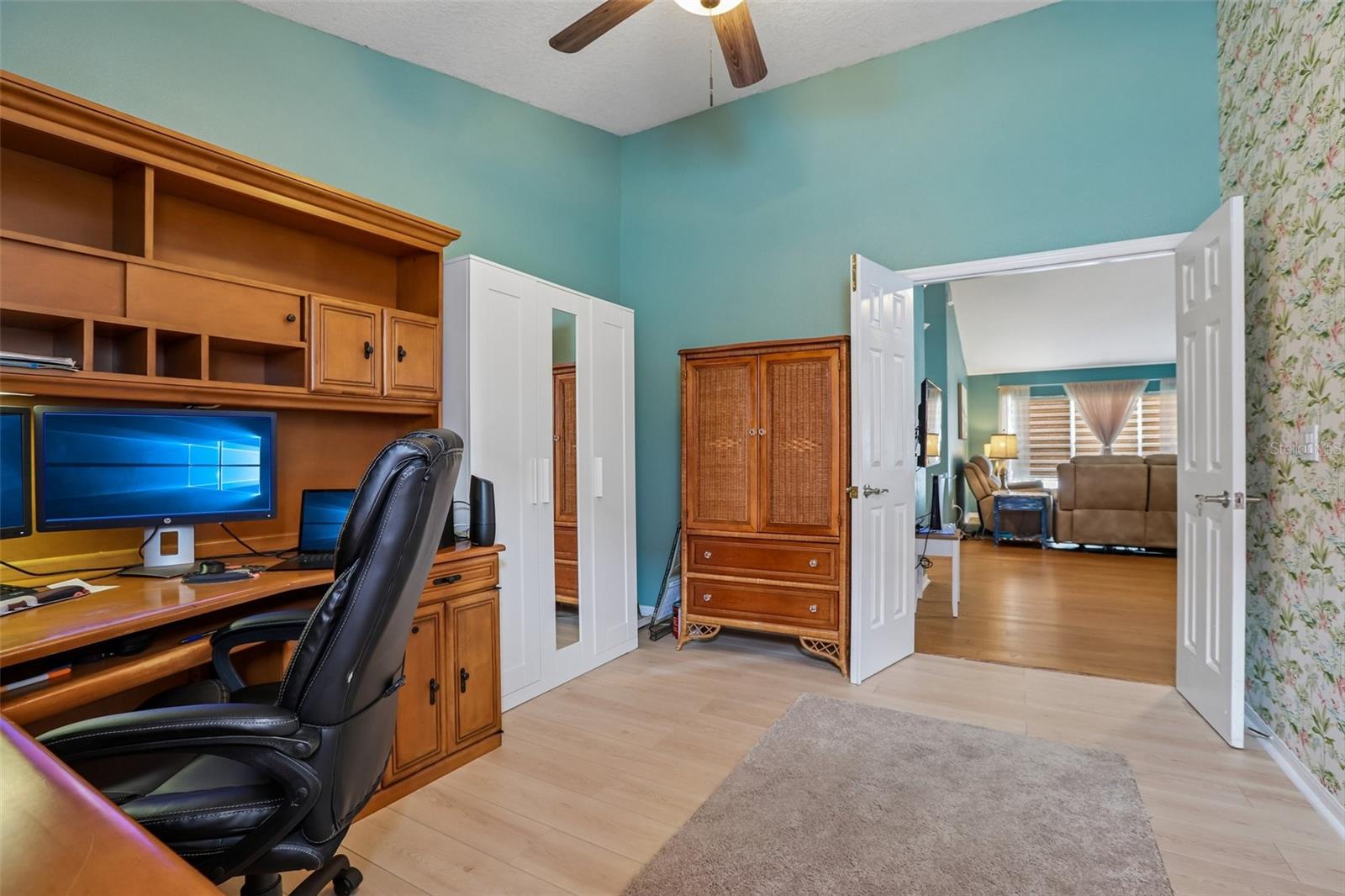 2546 ARROWPOINTE DR