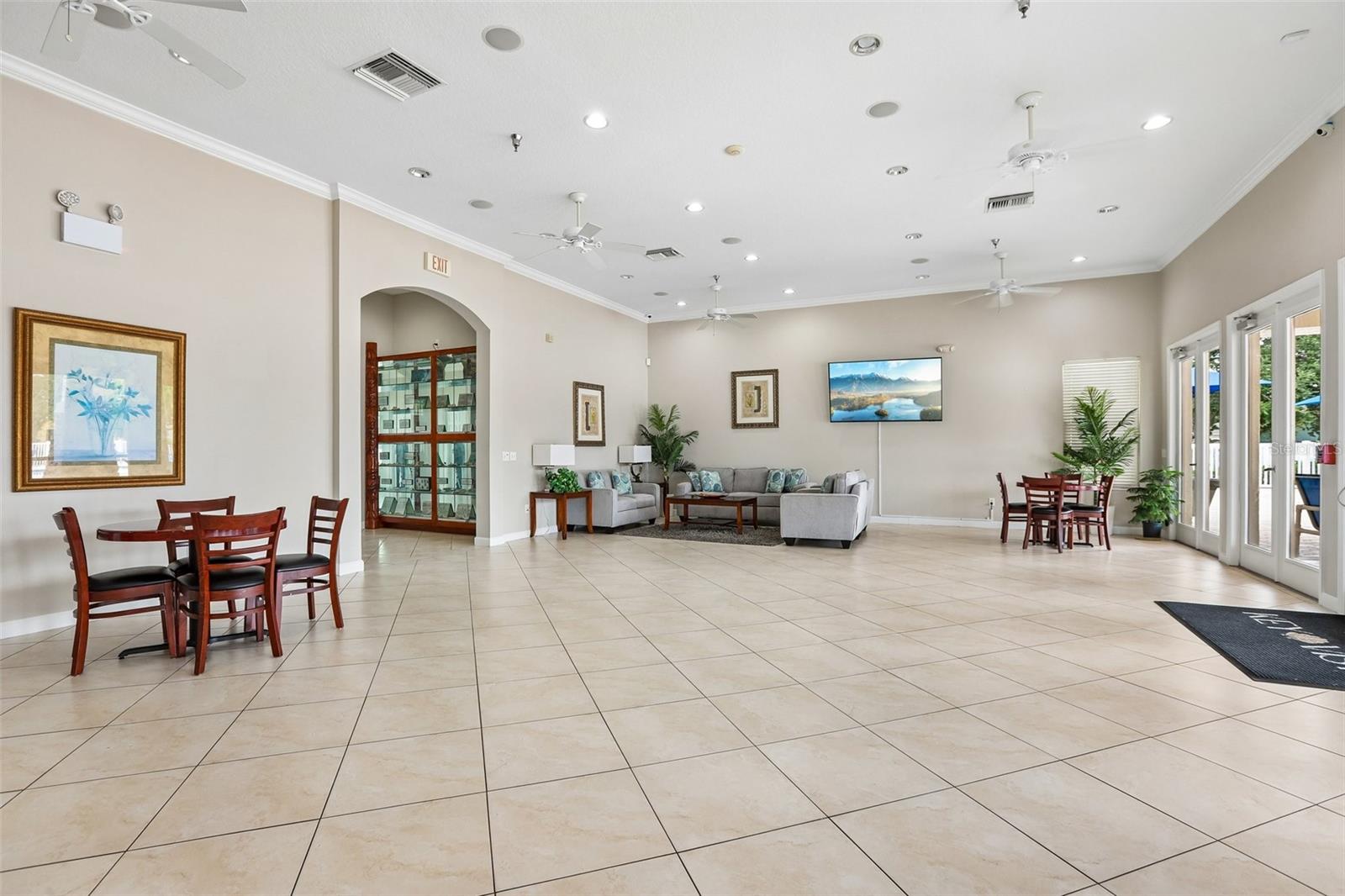 2546 ARROWPOINTE DR