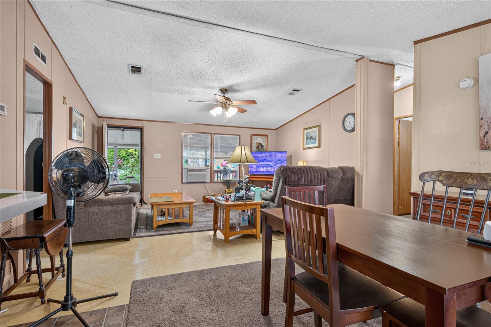 1501 PASADENA DR