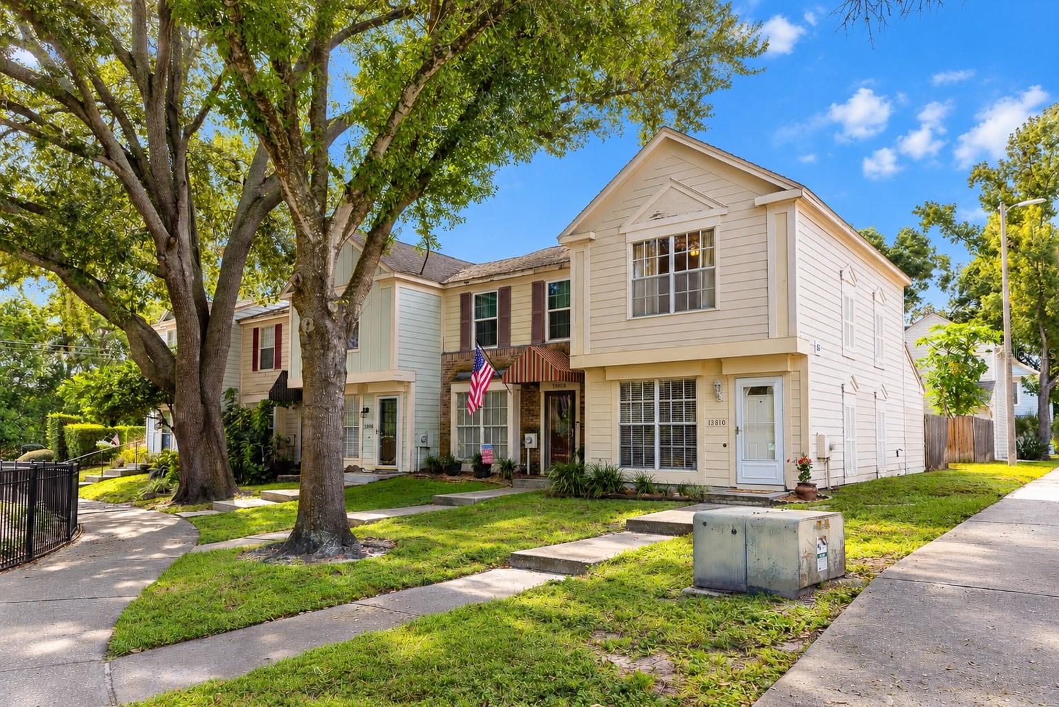 13810 Fletchers Mill Dr, Tampa