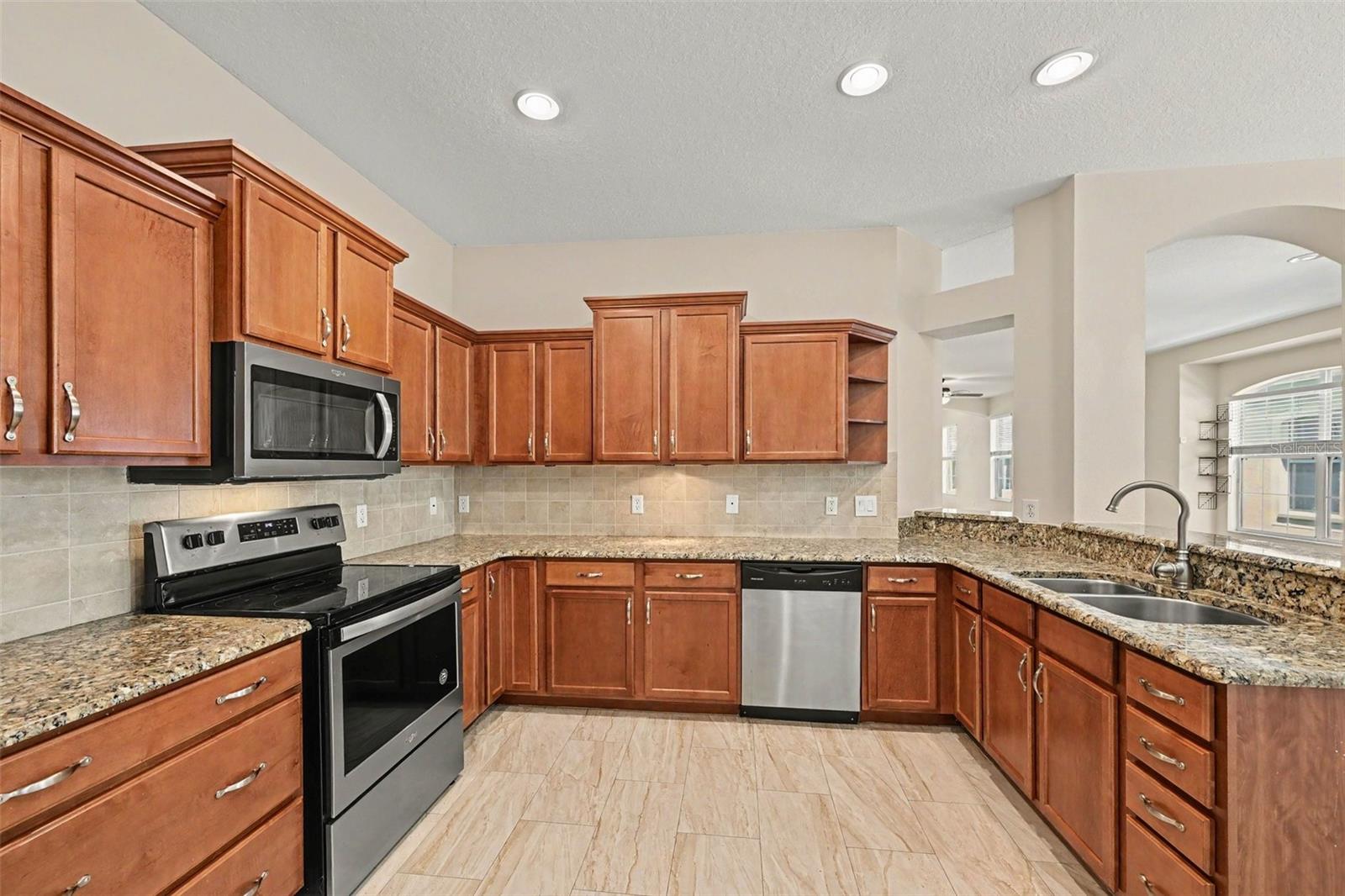 11426 CAMBRAY CREEK LOOP