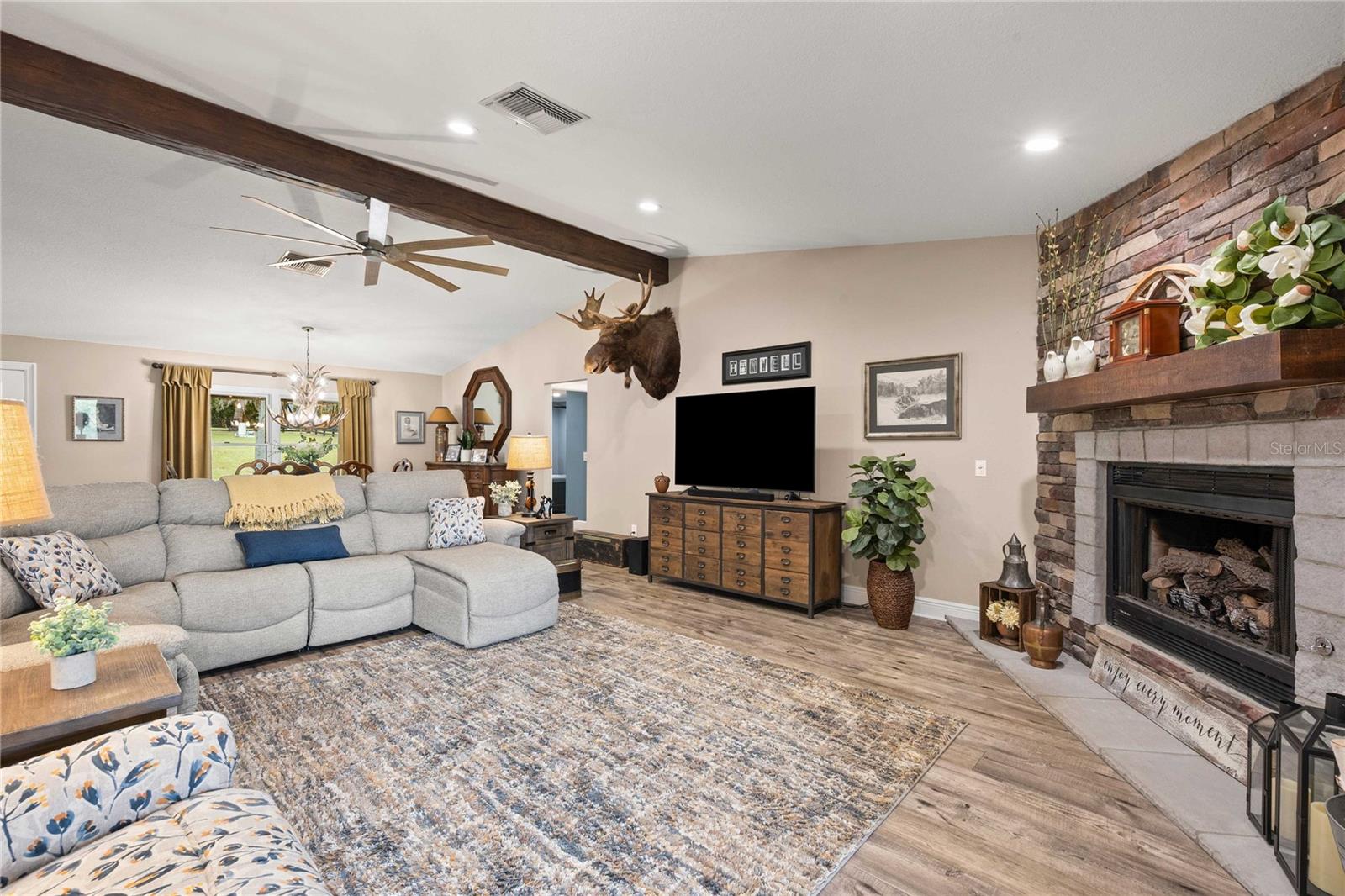 16450 SPRING VALLEY RD