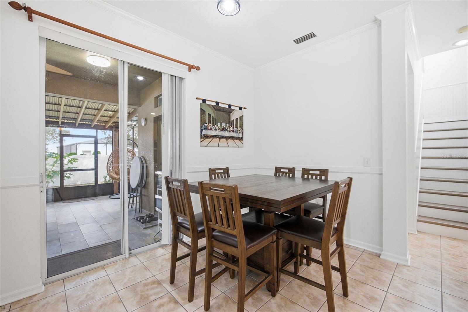 2524 CROSS MORE ST