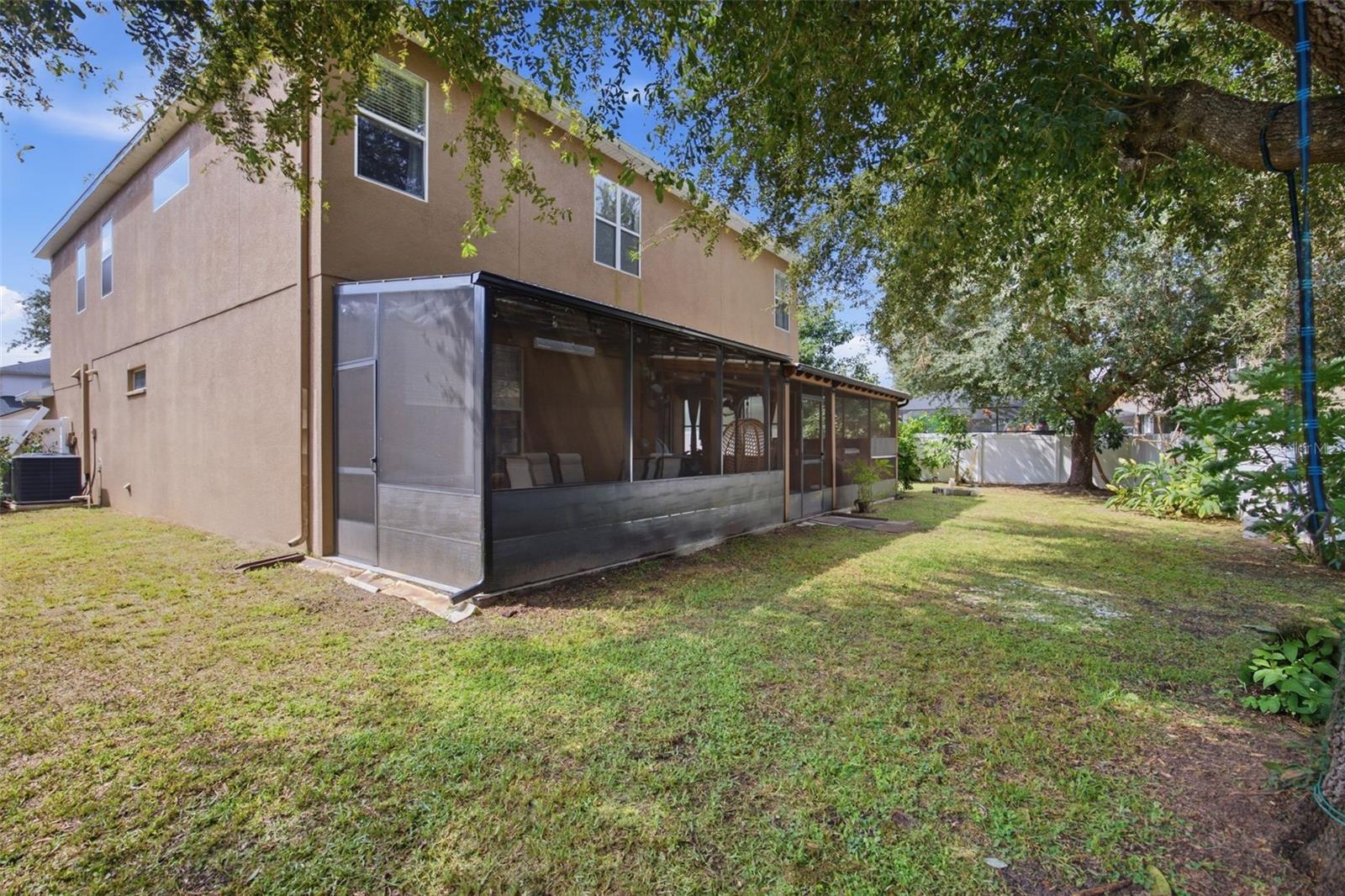 2524 CROSS MORE ST