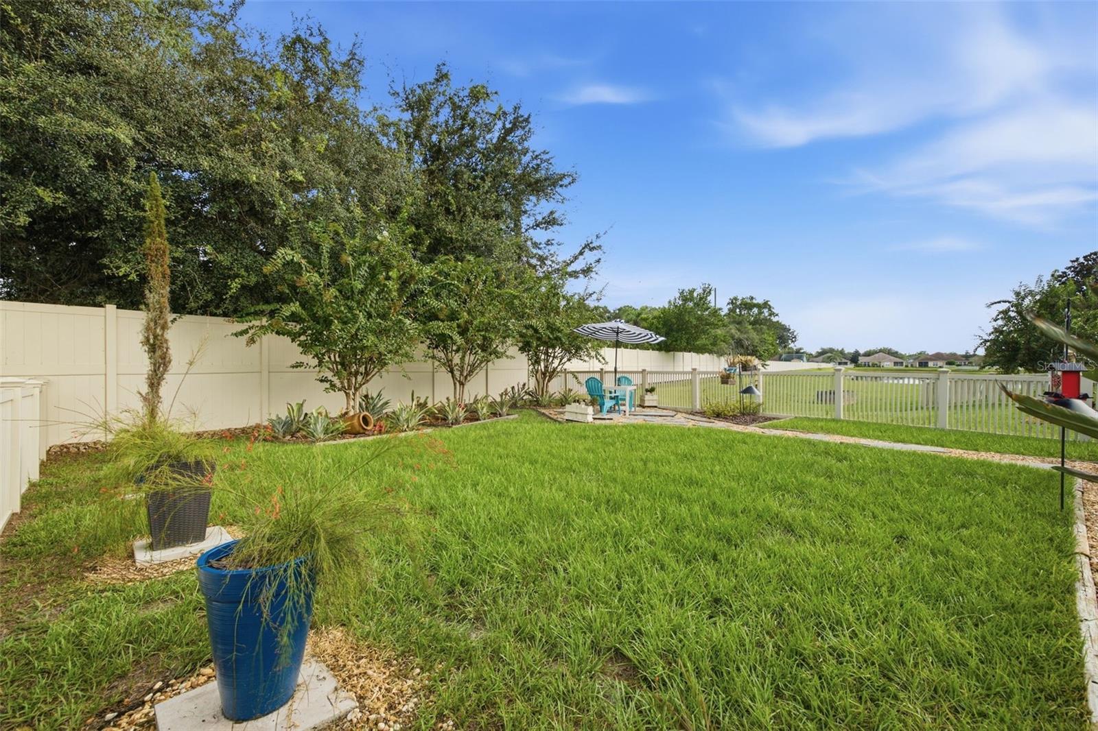 2912 DEVONOAK BLVD