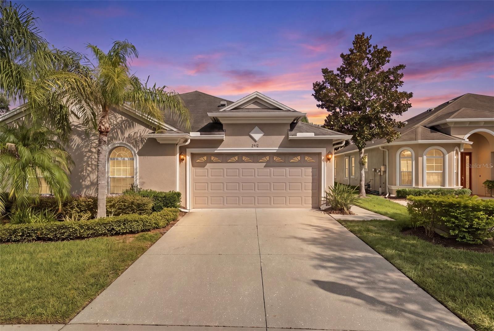 2912 DEVONOAK BLVD