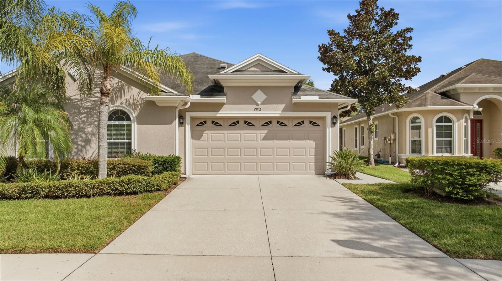 2912 DEVONOAK BLVD