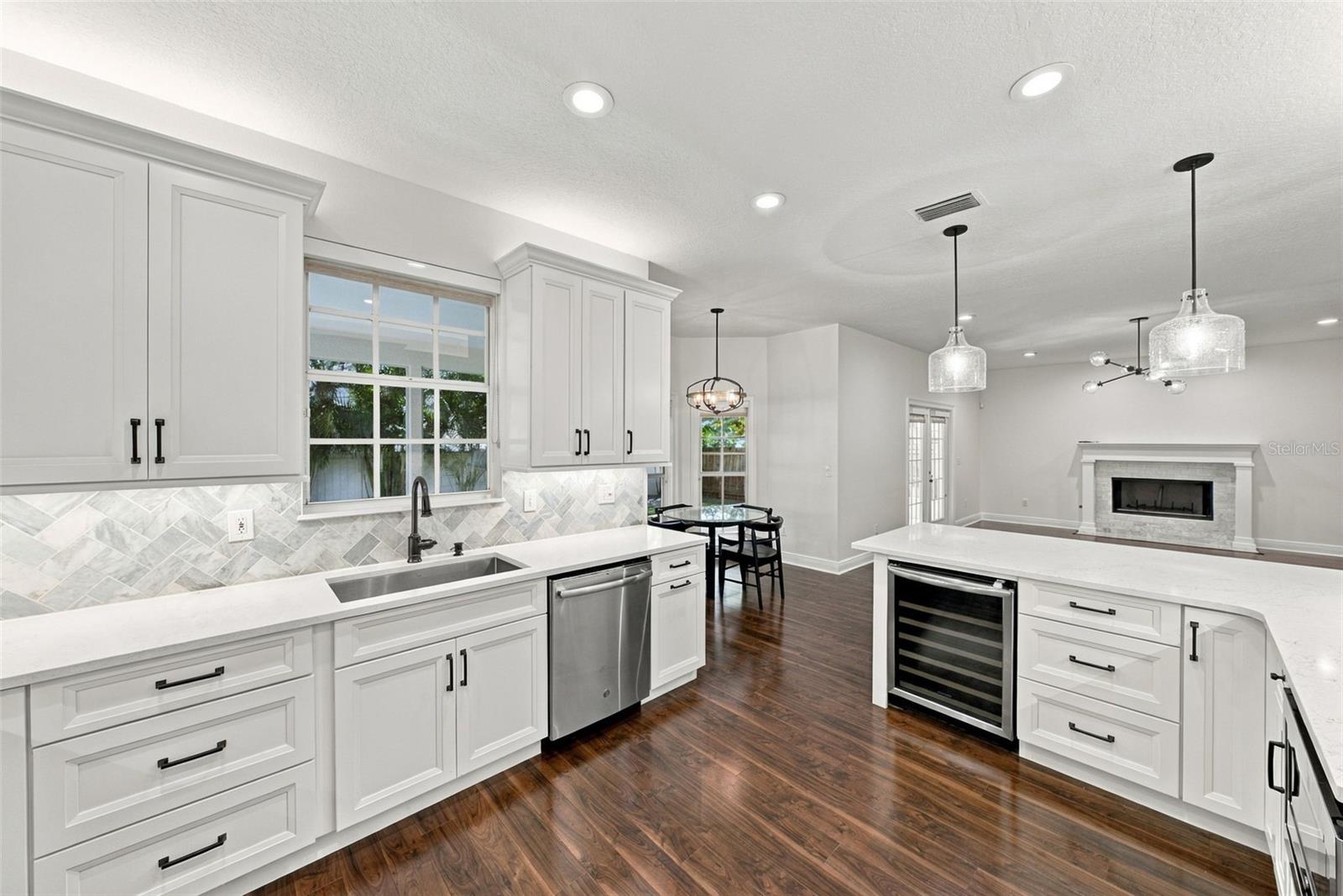 3308 W VILLA ROSA ST