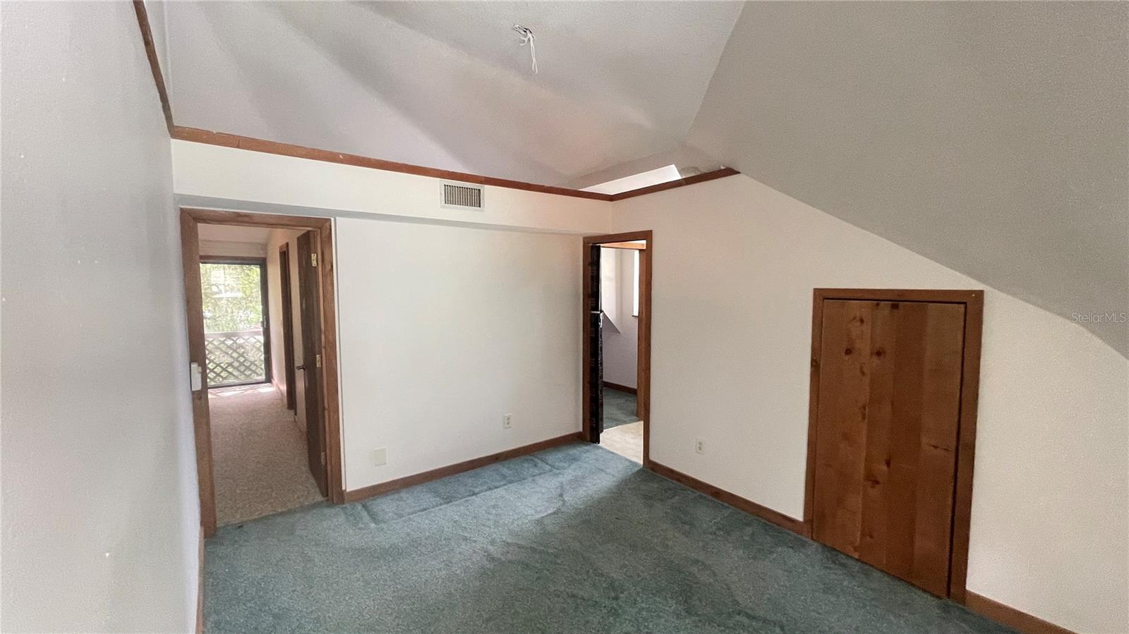 21004 NEGRIL CT