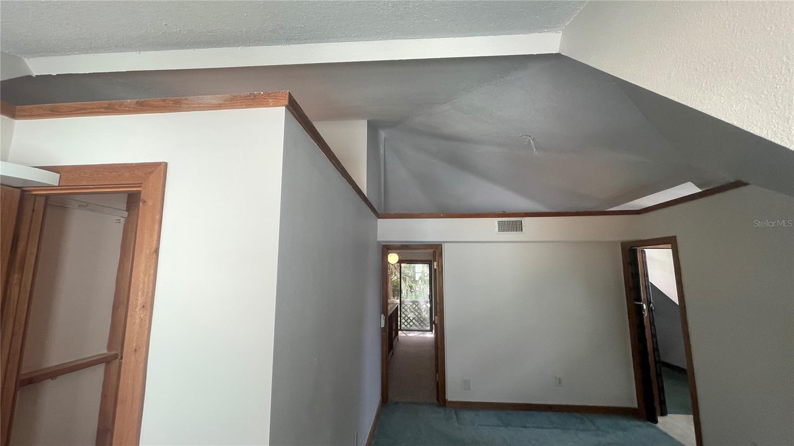 21004 NEGRIL CT