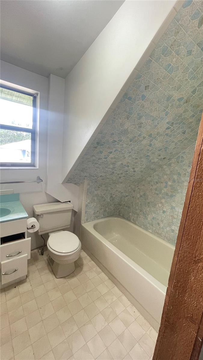 21004 NEGRIL CT