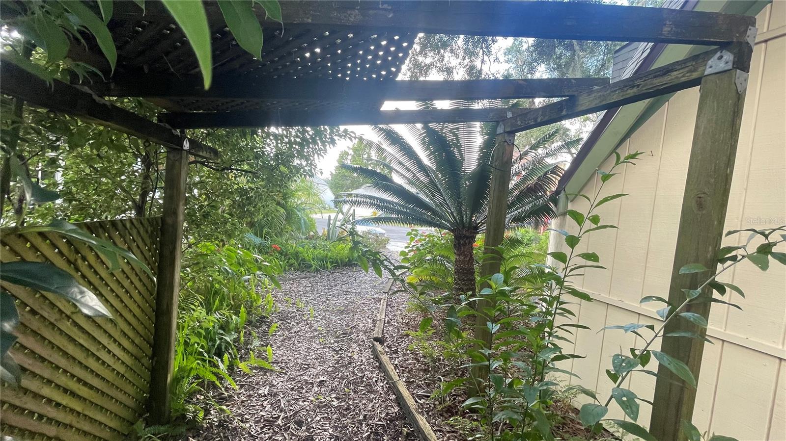 21004 NEGRIL CT