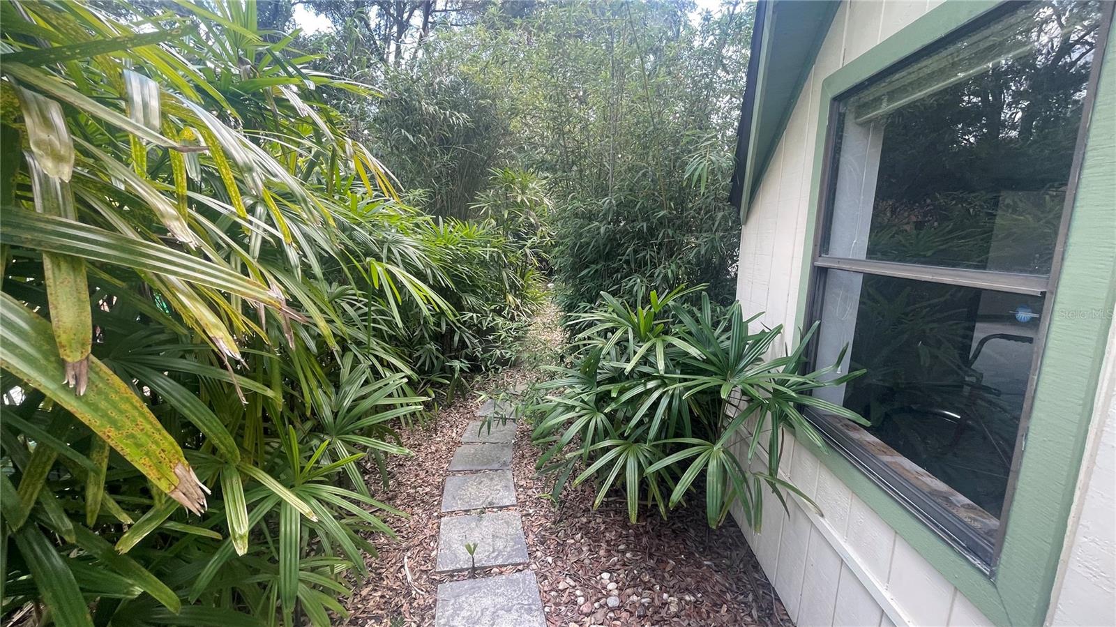 21004 NEGRIL CT