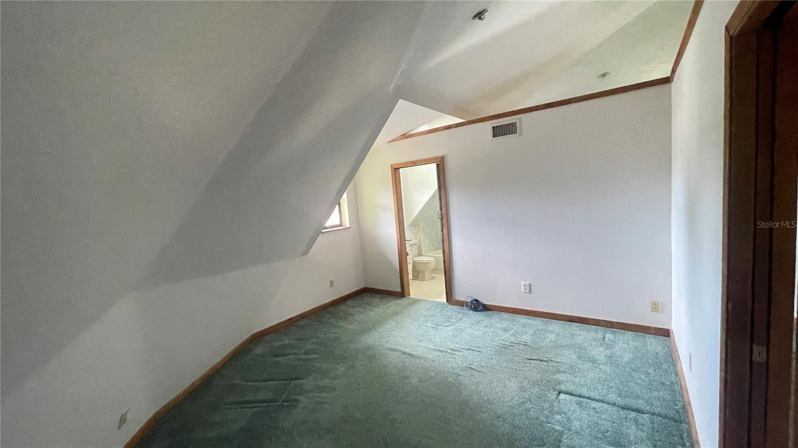 21004 NEGRIL CT