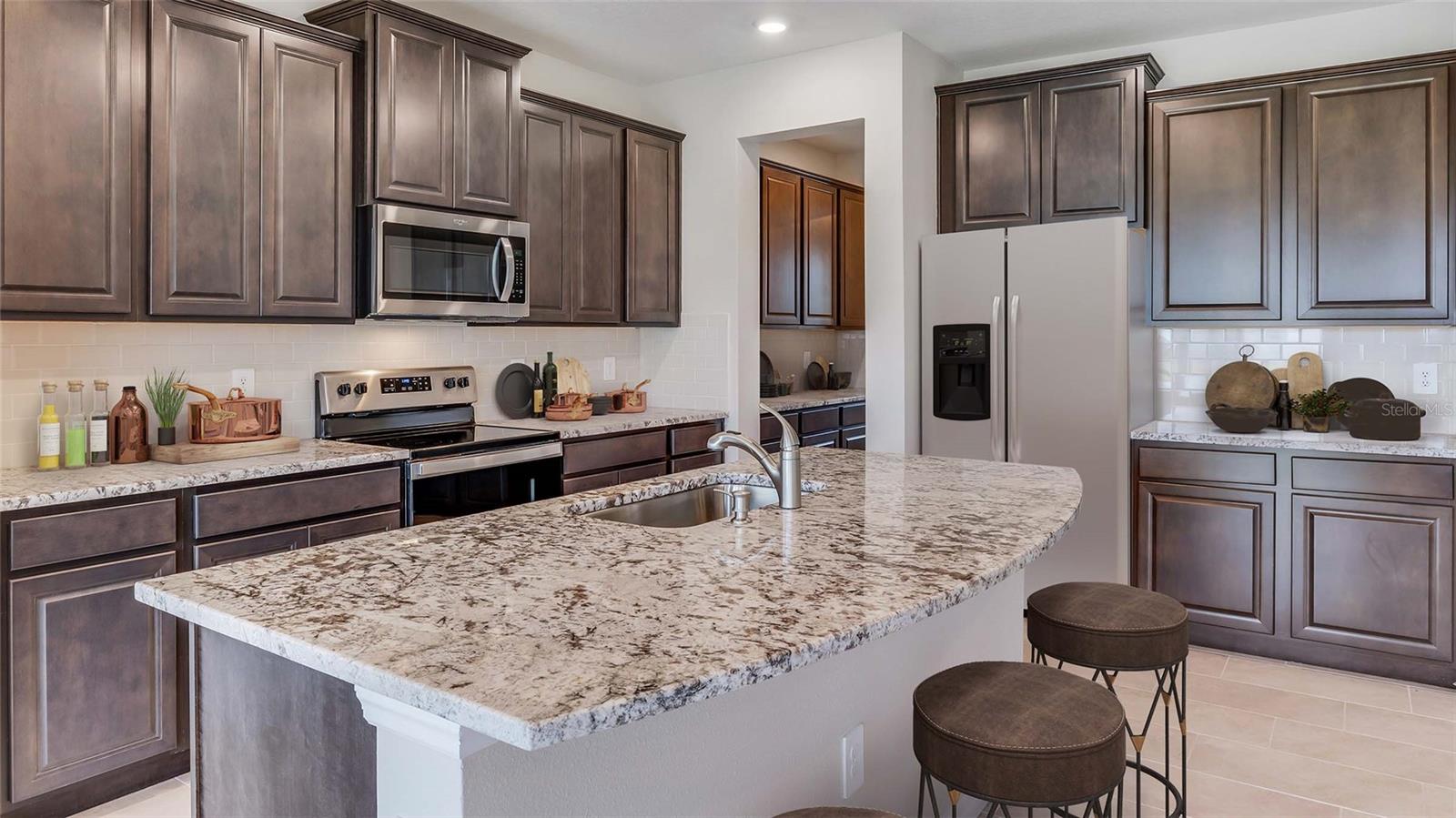 4407 HIDDEN FARM DR