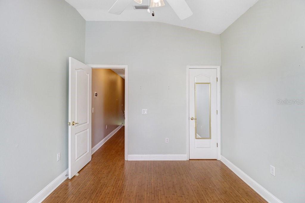 12635 KINGS CROSSING DR