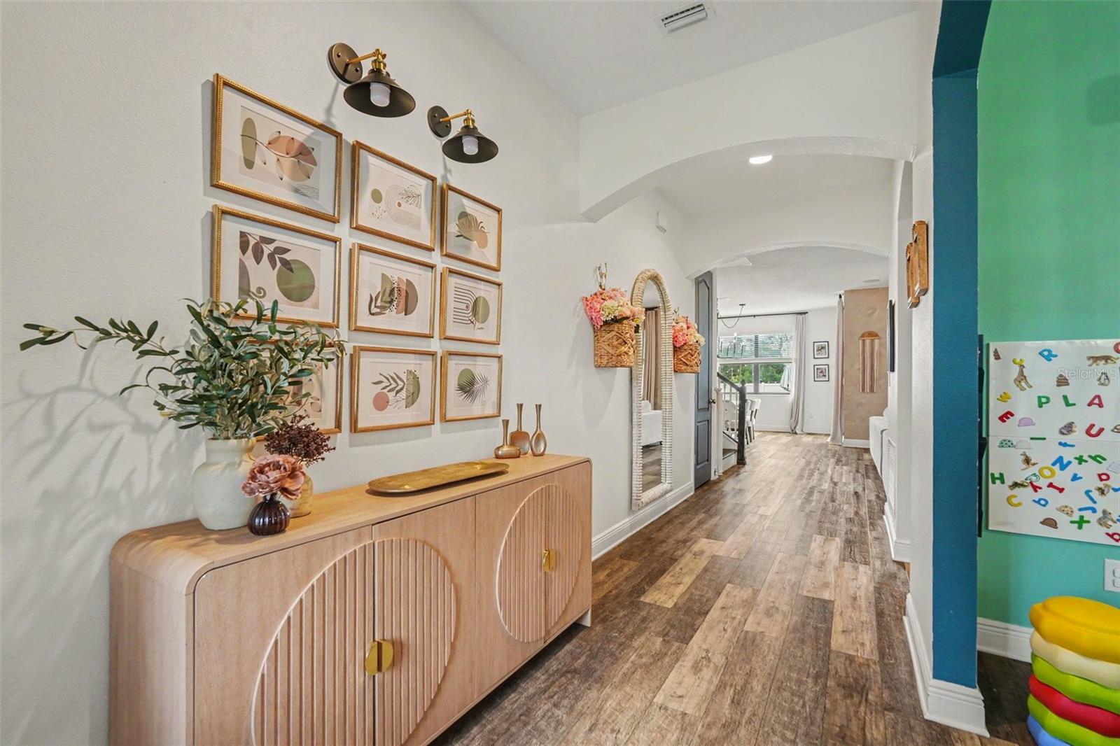112 ELINA SKY DR