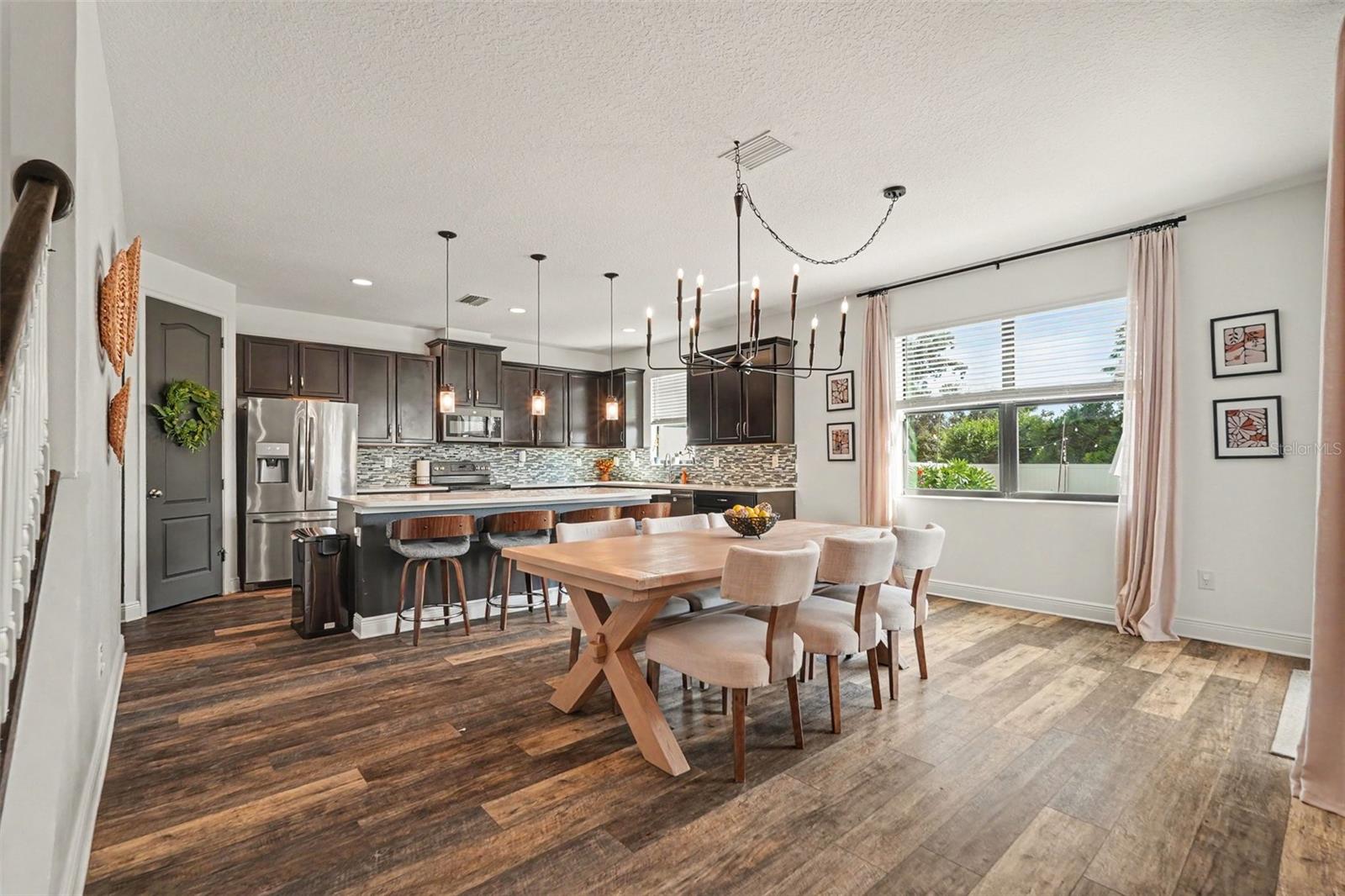 112 ELINA SKY DR