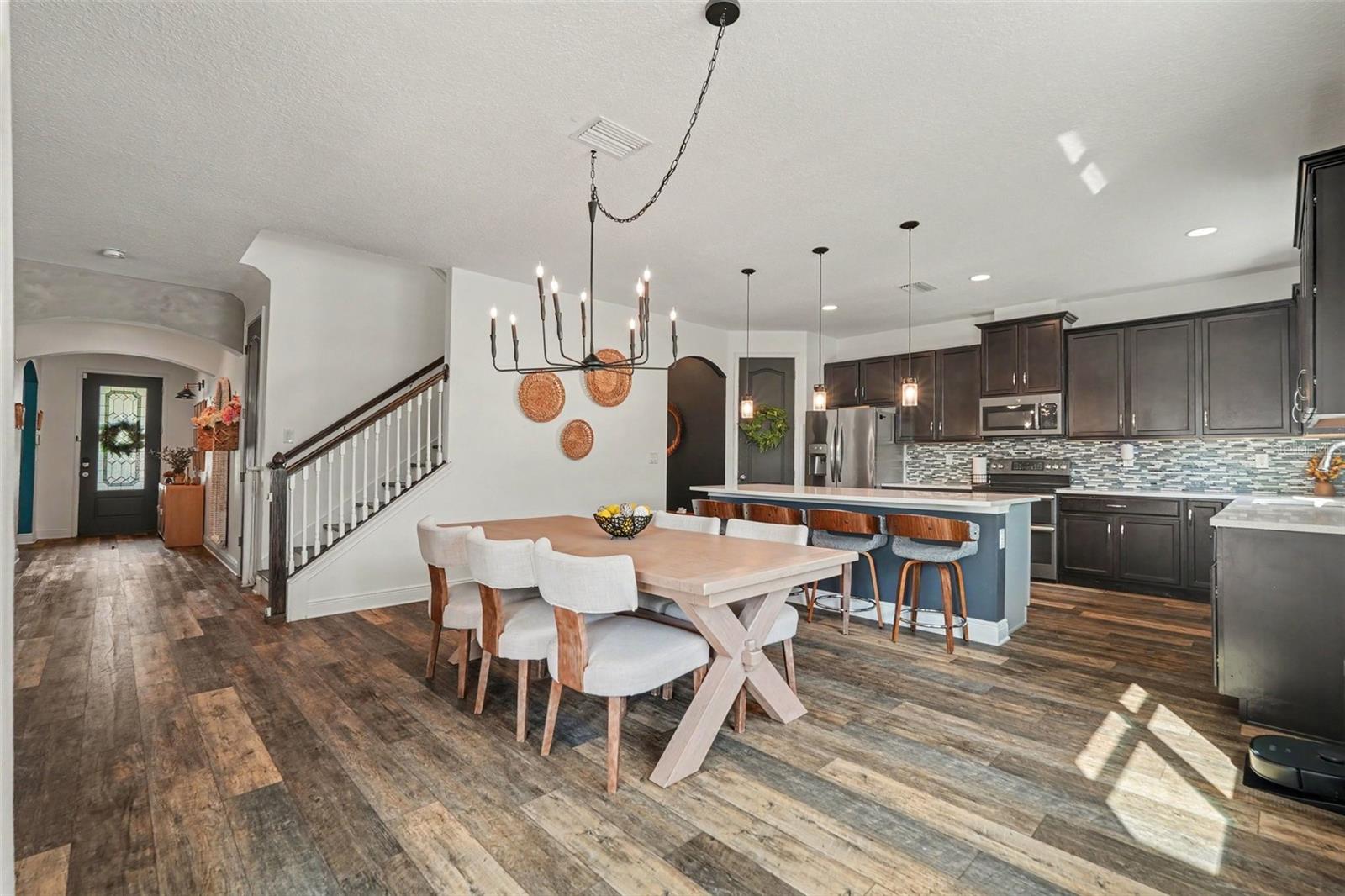 112 ELINA SKY DR